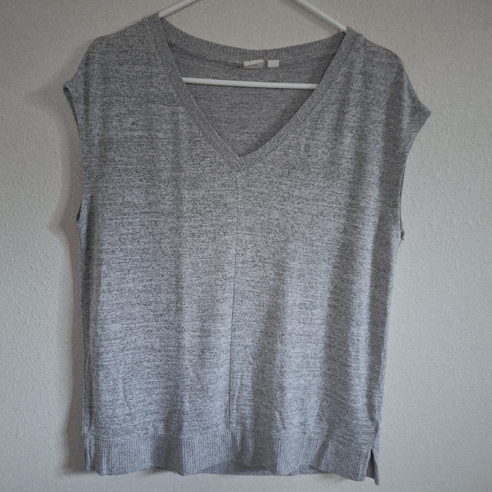 GAP Light Gray Sleeveless V-Neck Top XS